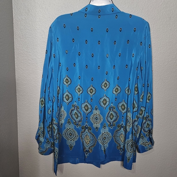 Blue Longsleeve Flowy Patterned Silk Blouse Size Large - Picture 2 of 4
